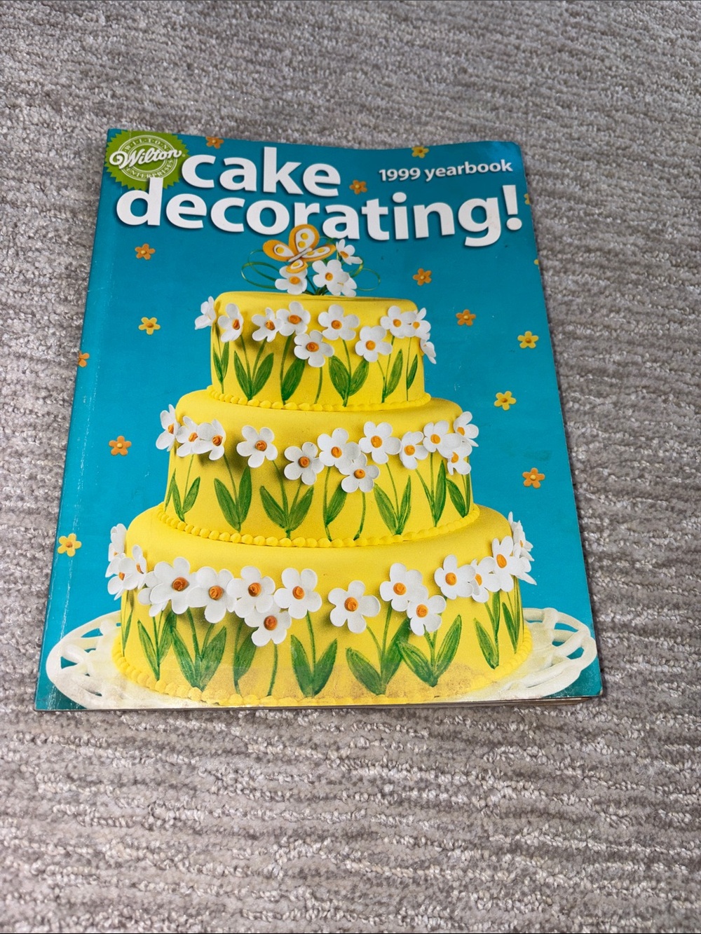 Vintage 1999 WiltonCake Decorating Ideas Yearbook